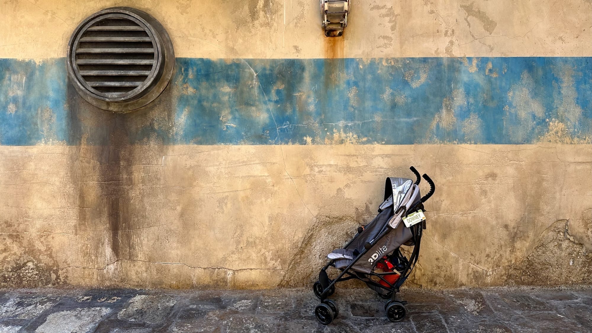Using our Summer Infant 3Dlite Stroller at Disneyland - A Review
